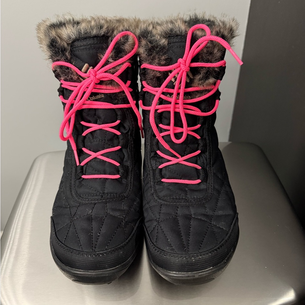 Women's Columbia Minx Shorty Ill Snow Boot size 9.5